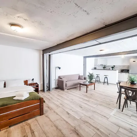 The Cozy Bunker Apartment